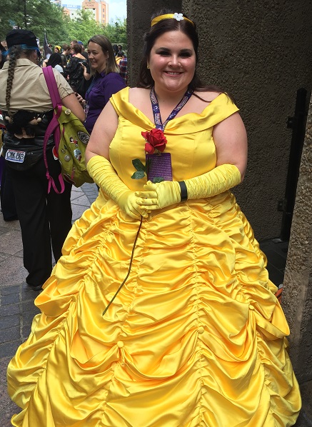 Cosplay_Belle